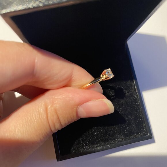 Diamond Engagement Ring - Picture 2 of 4